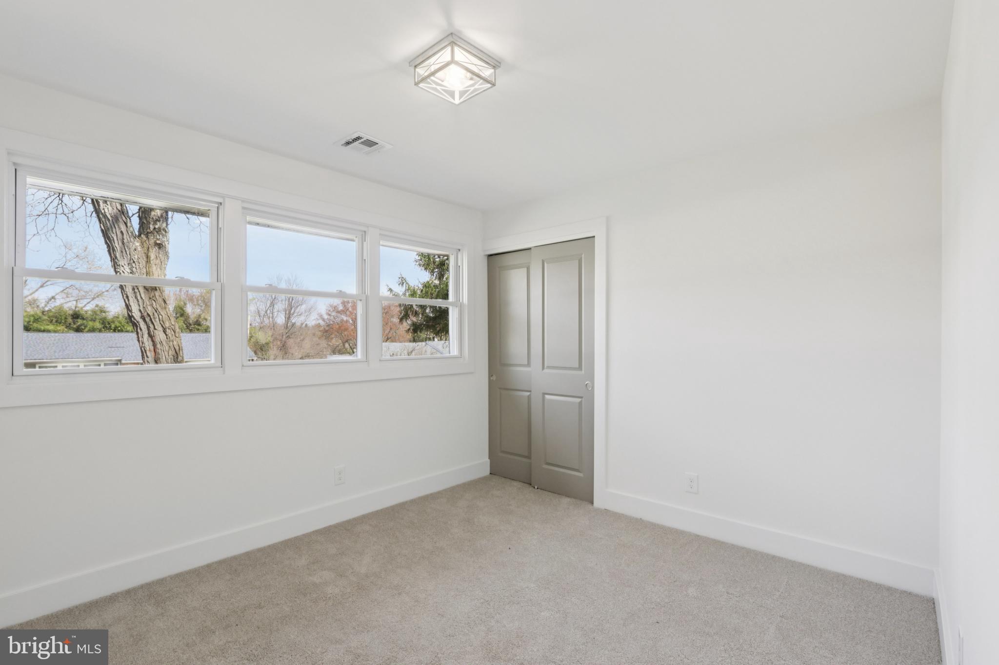 1306 STOTESBURY AVENUE