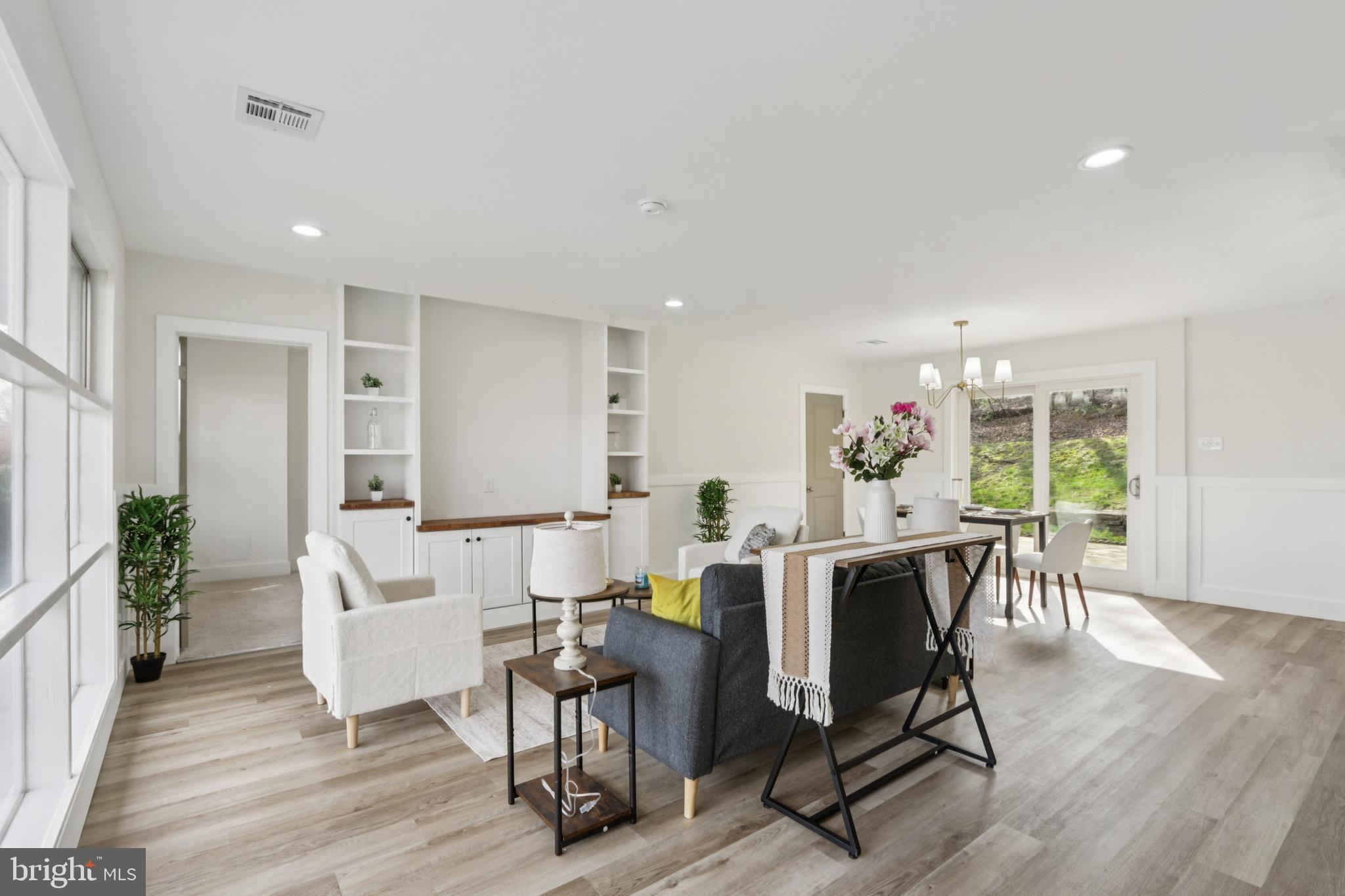 1306 STOTESBURY AVENUE