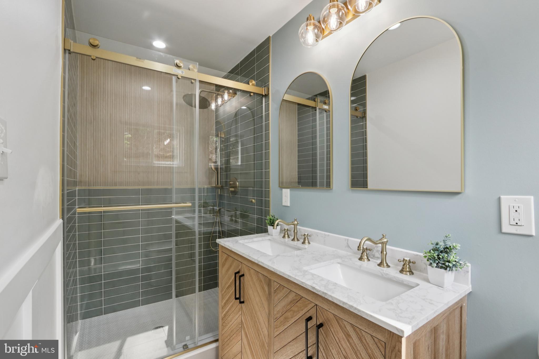1306 STOTESBURY AVENUE