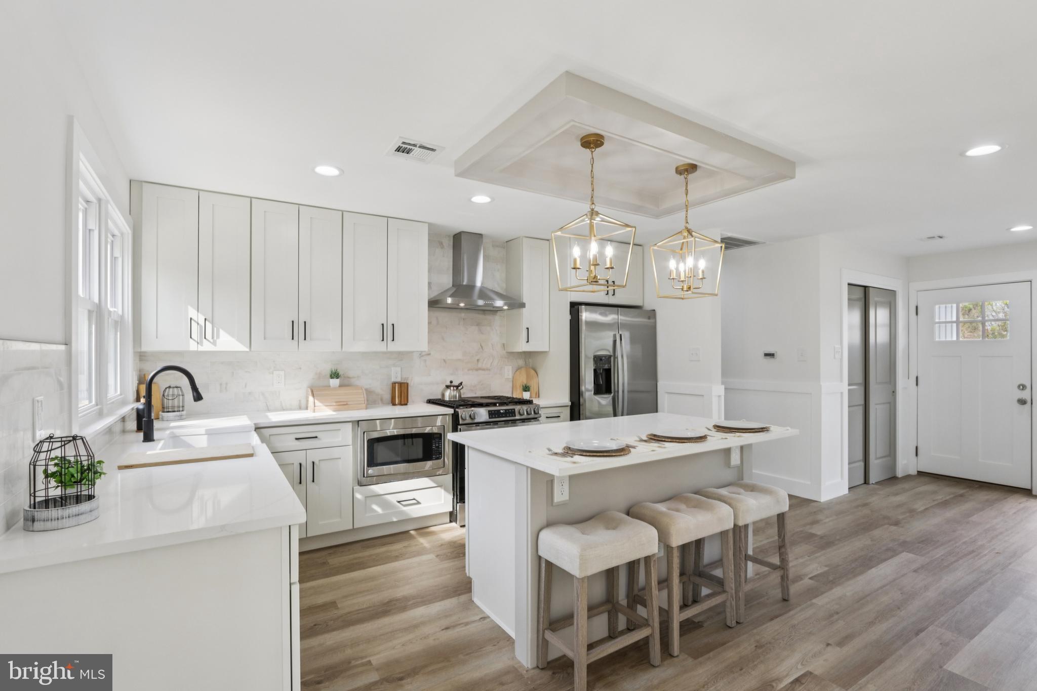 1306 STOTESBURY AVENUE