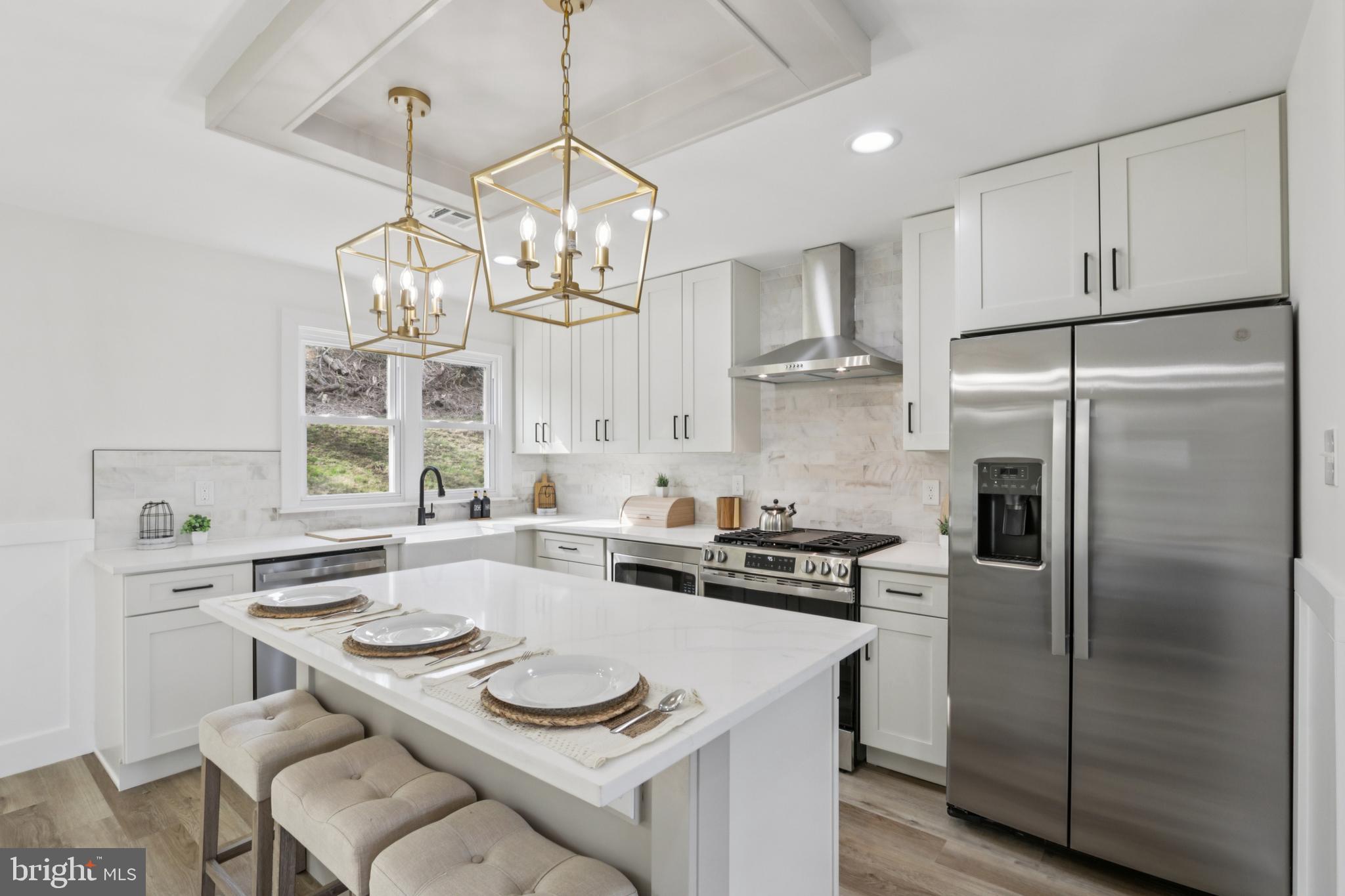 1306 STOTESBURY AVENUE
