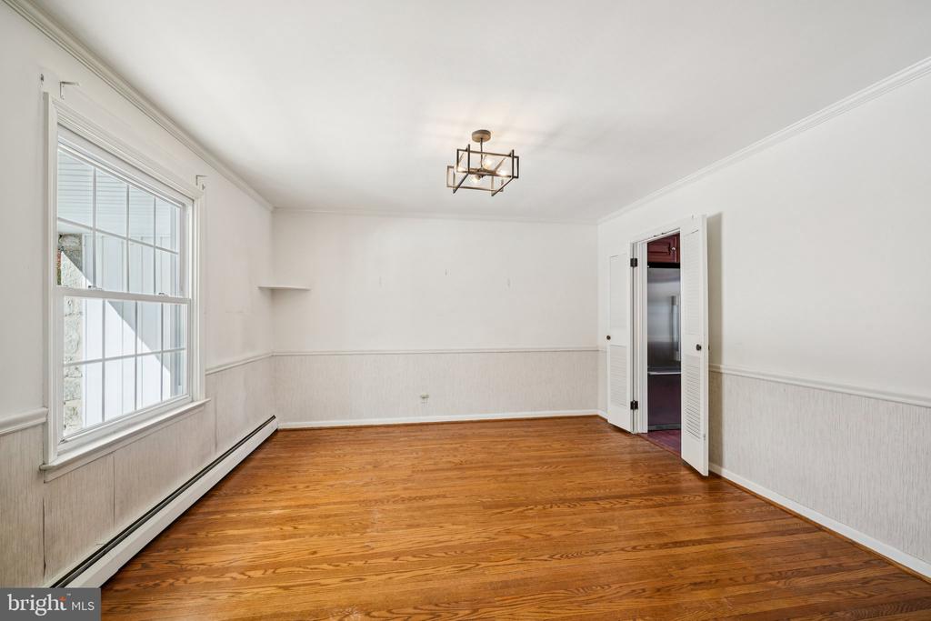 241 MORELAND ROAD