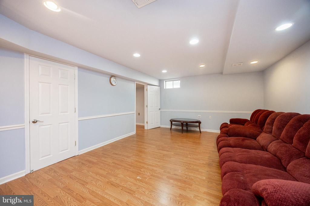 208 CASTLE DRIVE