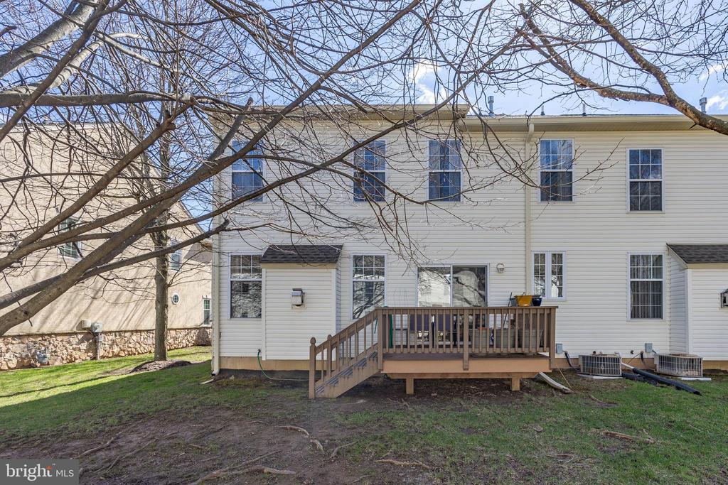 208 CASTLE DRIVE