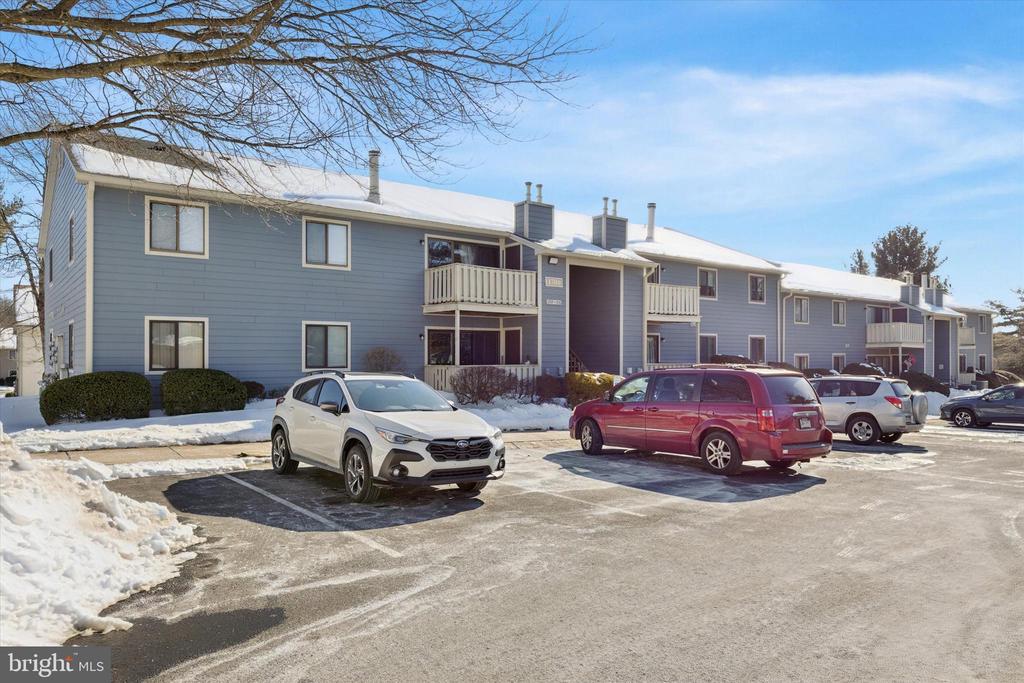1712 MORRIS COURT