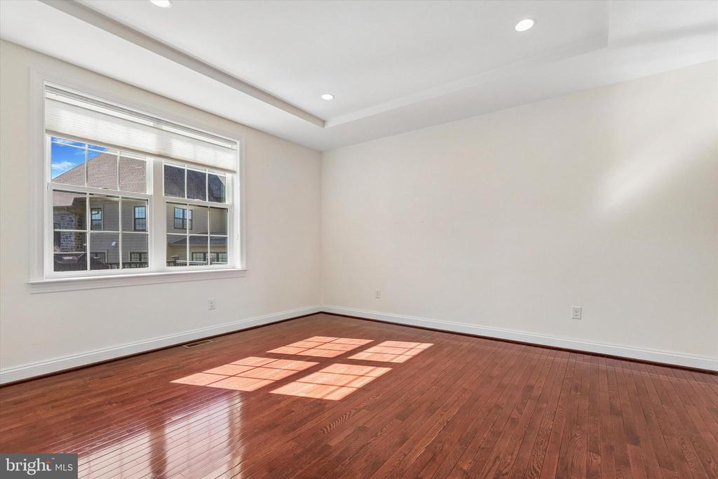 211 PELHAM COURT