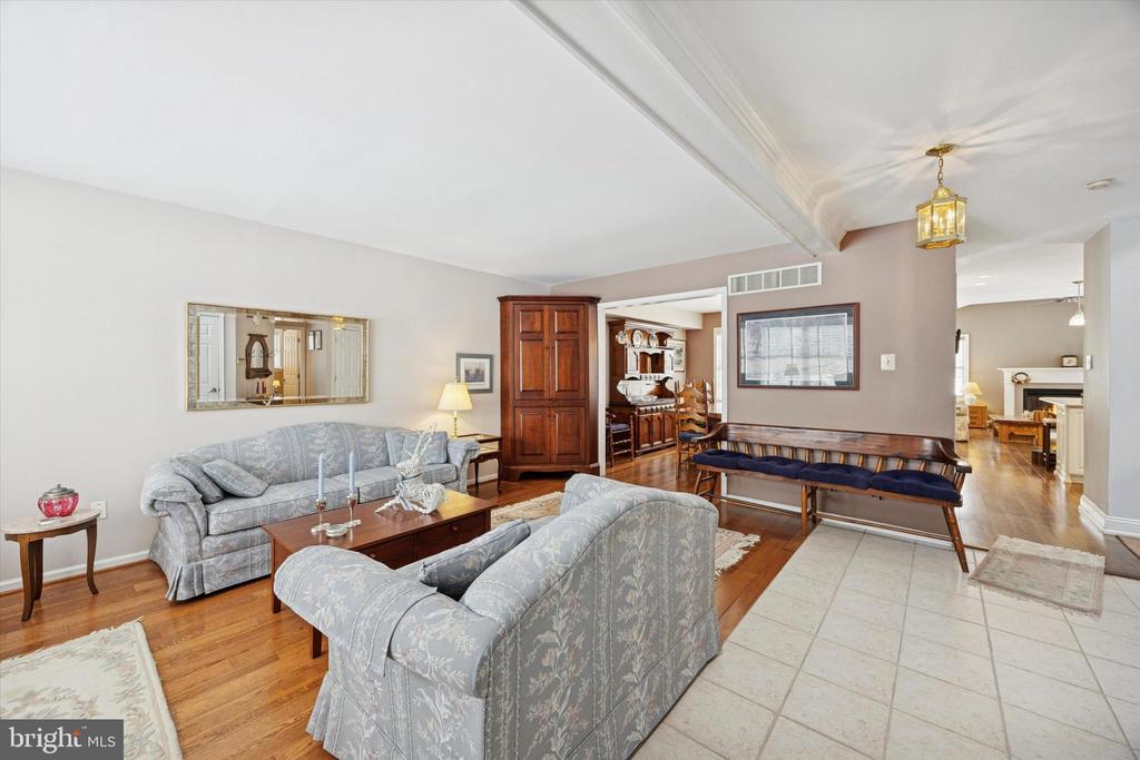 201 CRYSTAL COURT