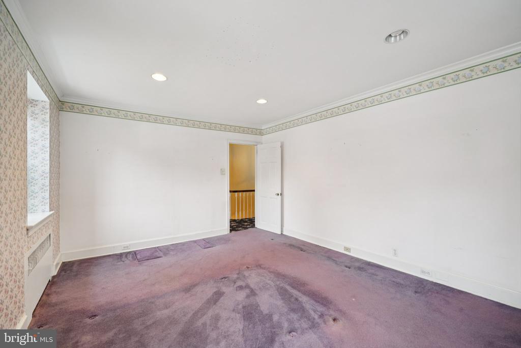 411 LODGES LANE
