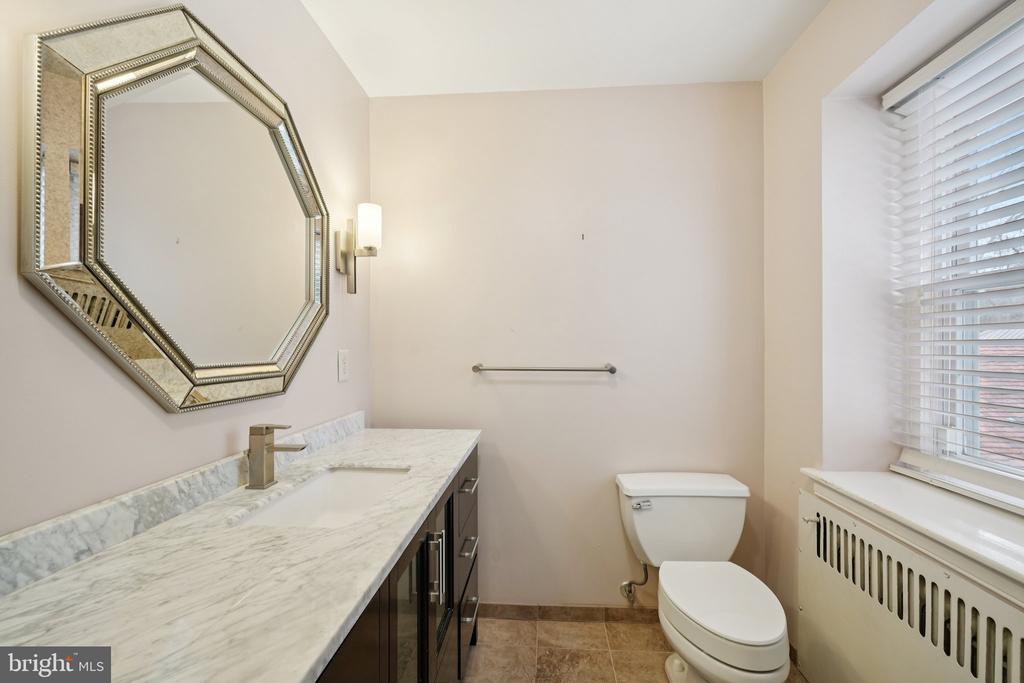 411 LODGES LANE