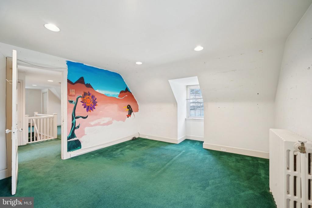 411 LODGES LANE