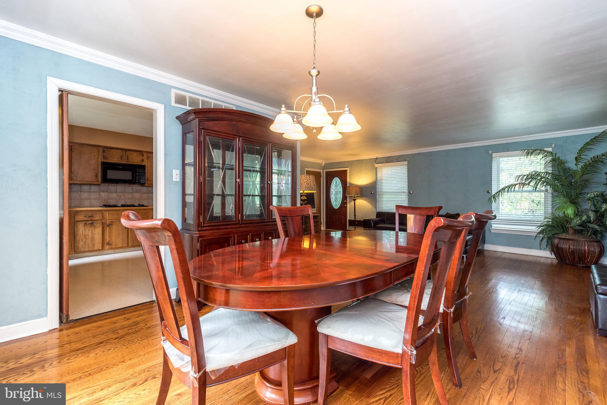 125 N BETHLEHEM PIKE