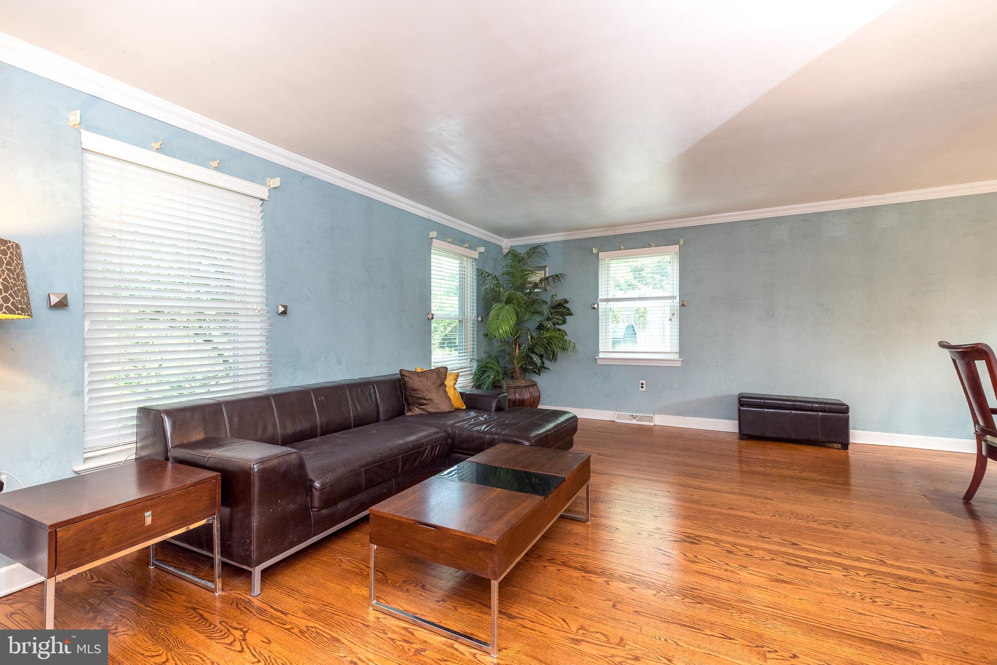 125 N BETHLEHEM PIKE