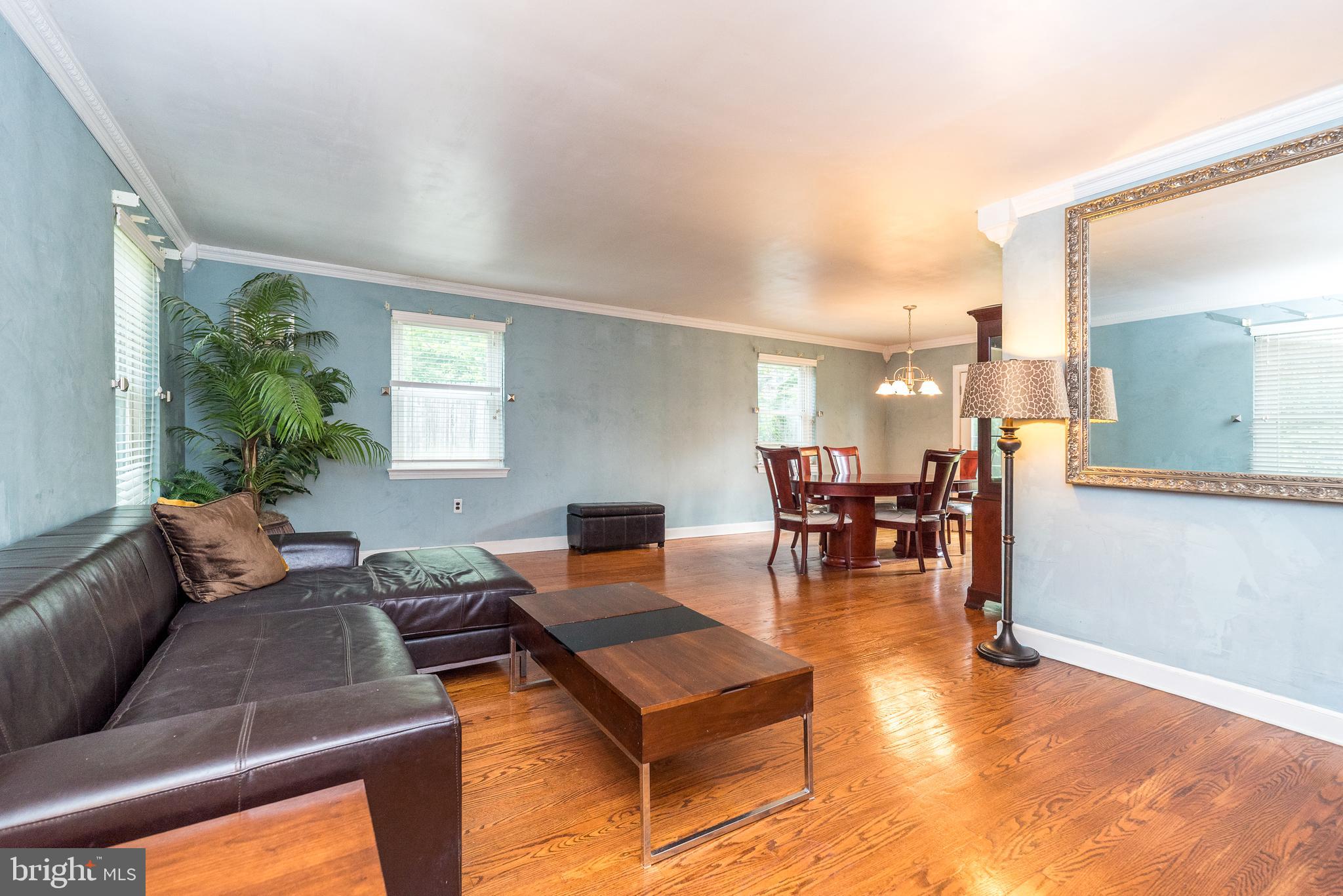 125 N BETHLEHEM PIKE