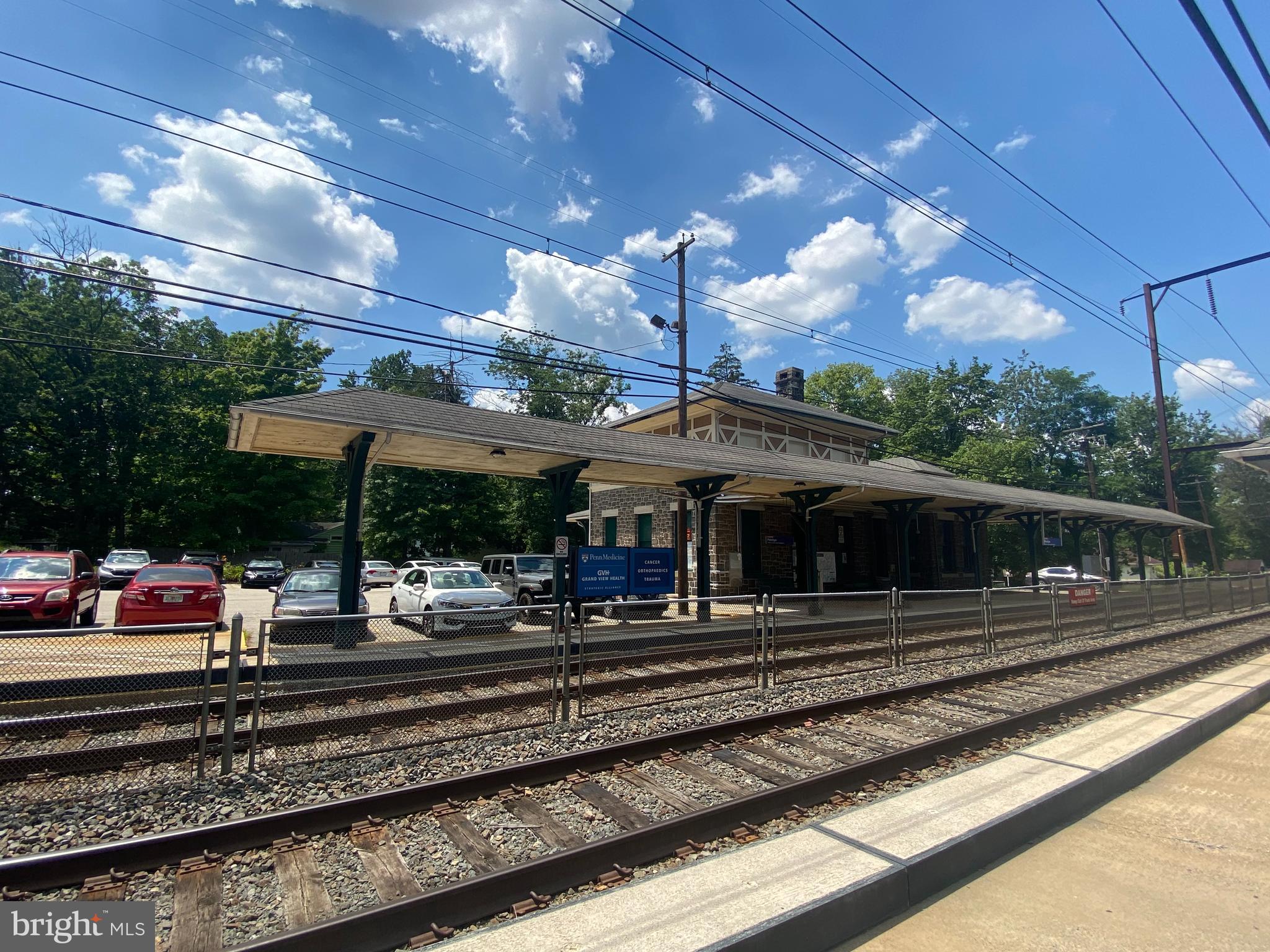 125 N BETHLEHEM PIKE
