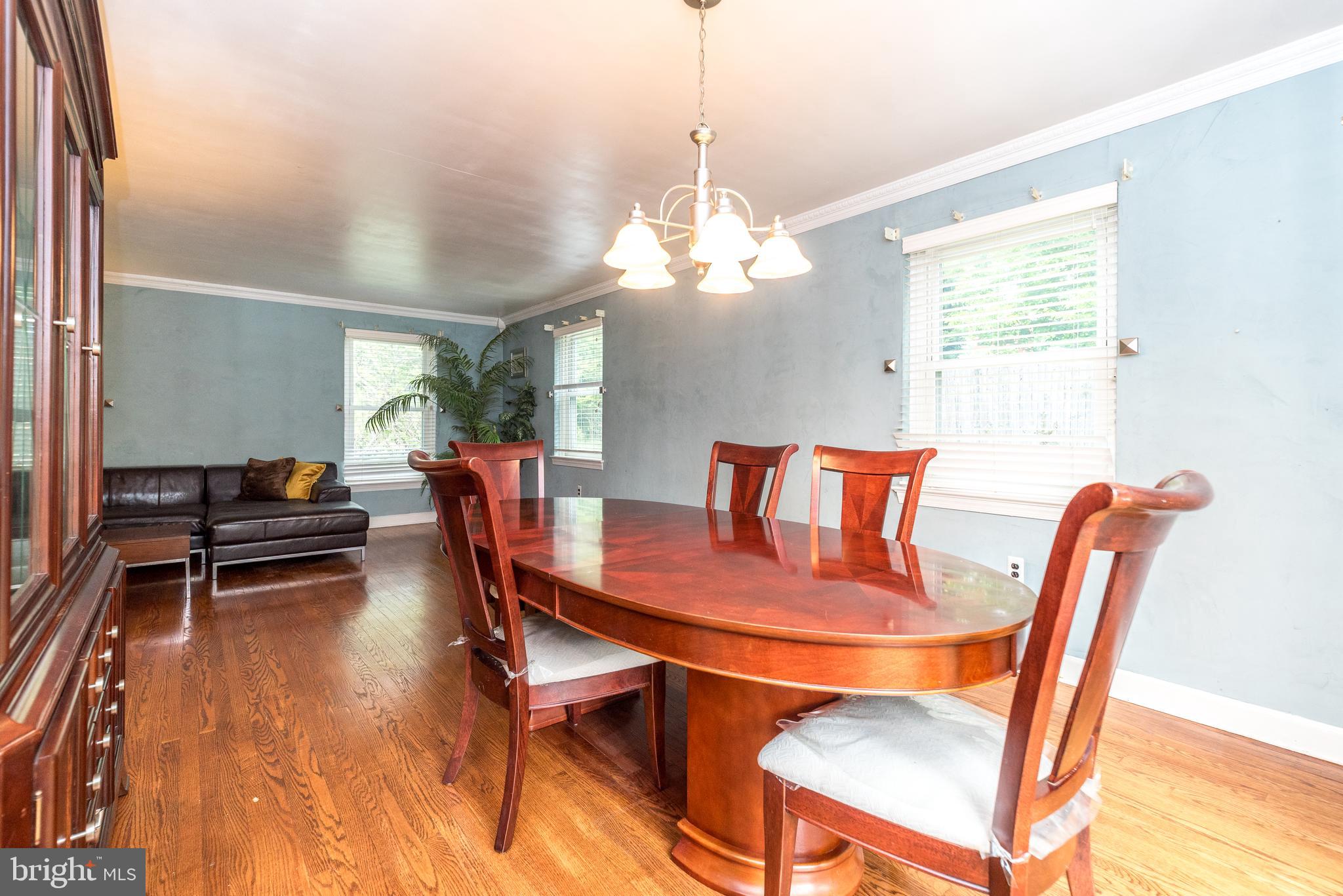 125 N BETHLEHEM PIKE