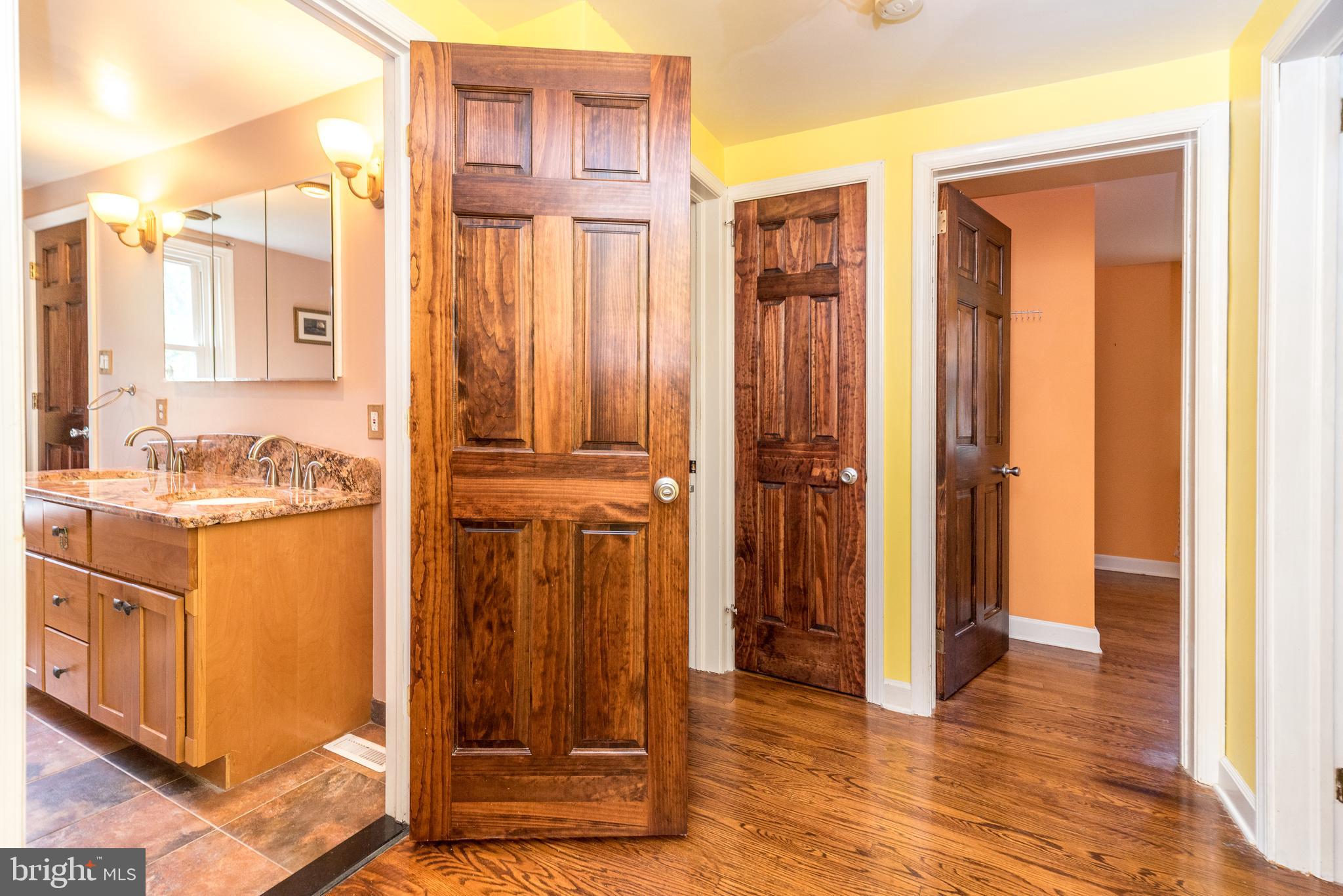 125 N BETHLEHEM PIKE
