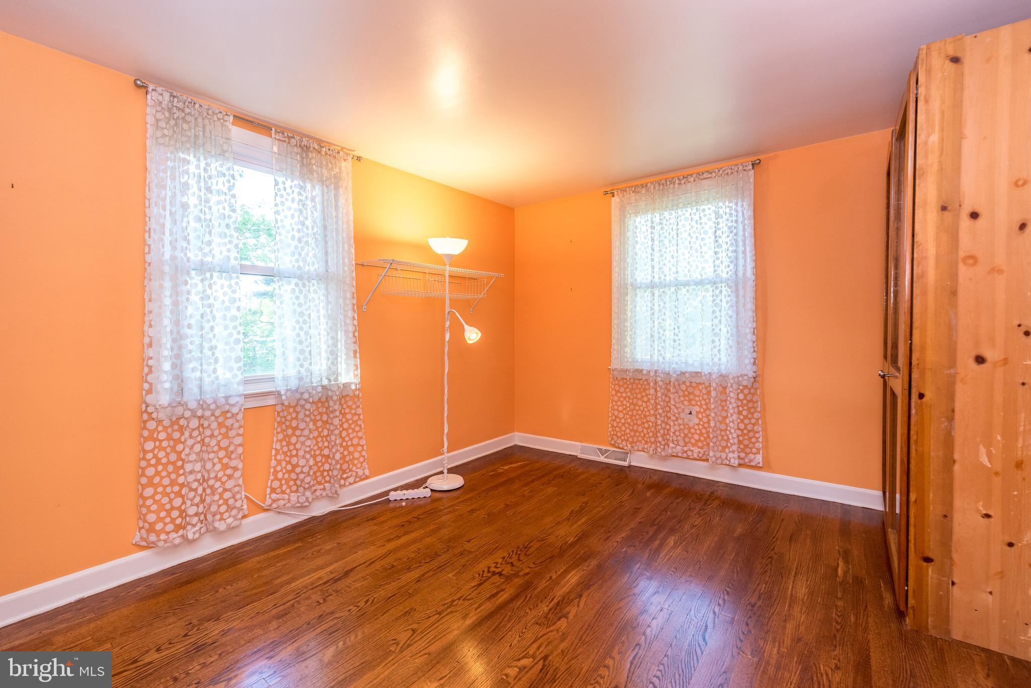 125 N BETHLEHEM PIKE