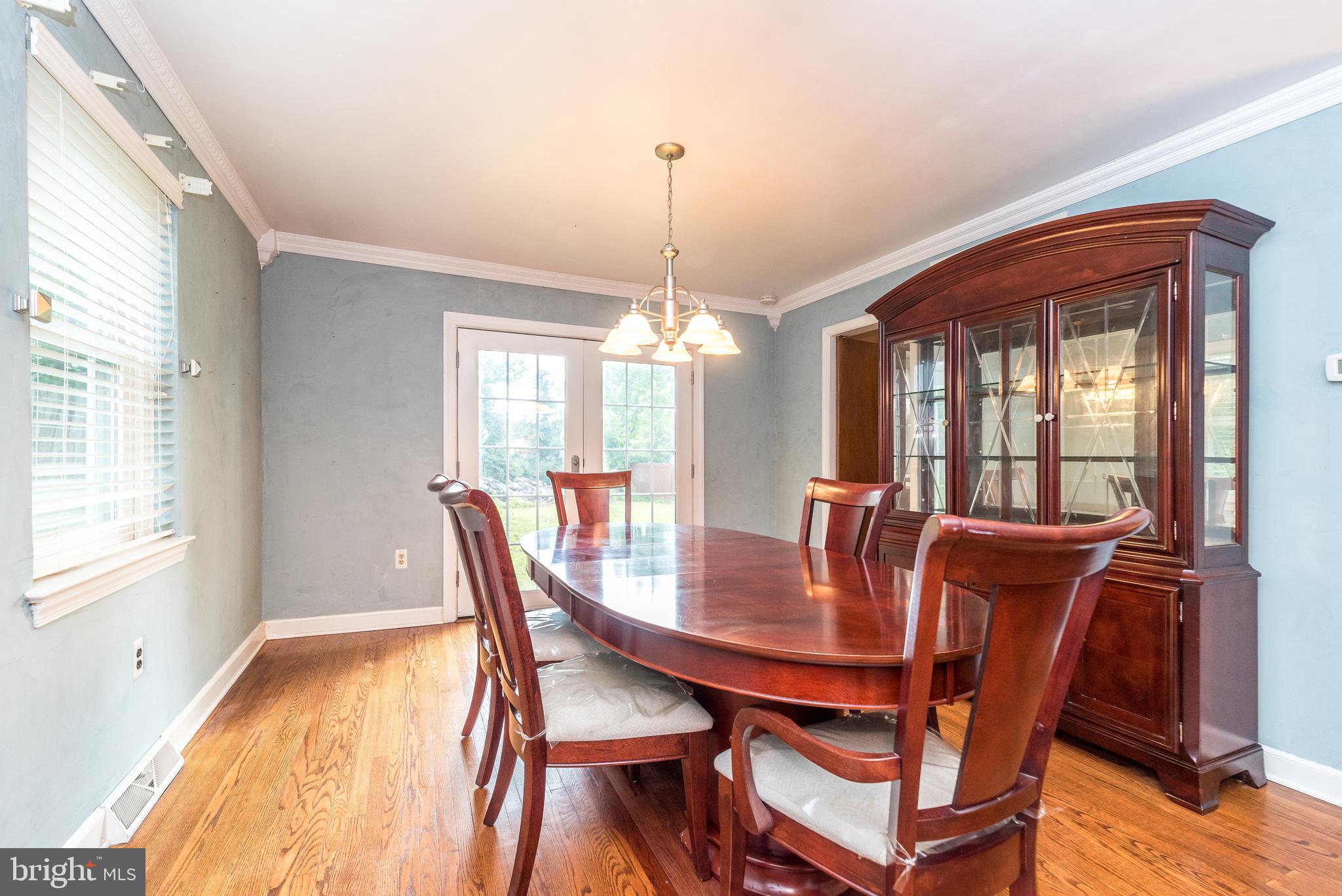 125 N BETHLEHEM PIKE