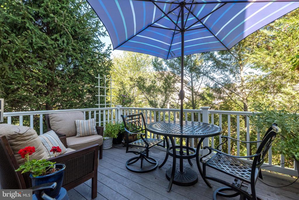 279 GOLDENROD DRIVE