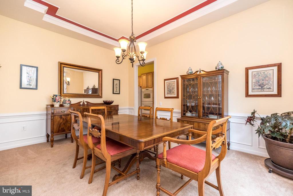 279 GOLDENROD DRIVE
