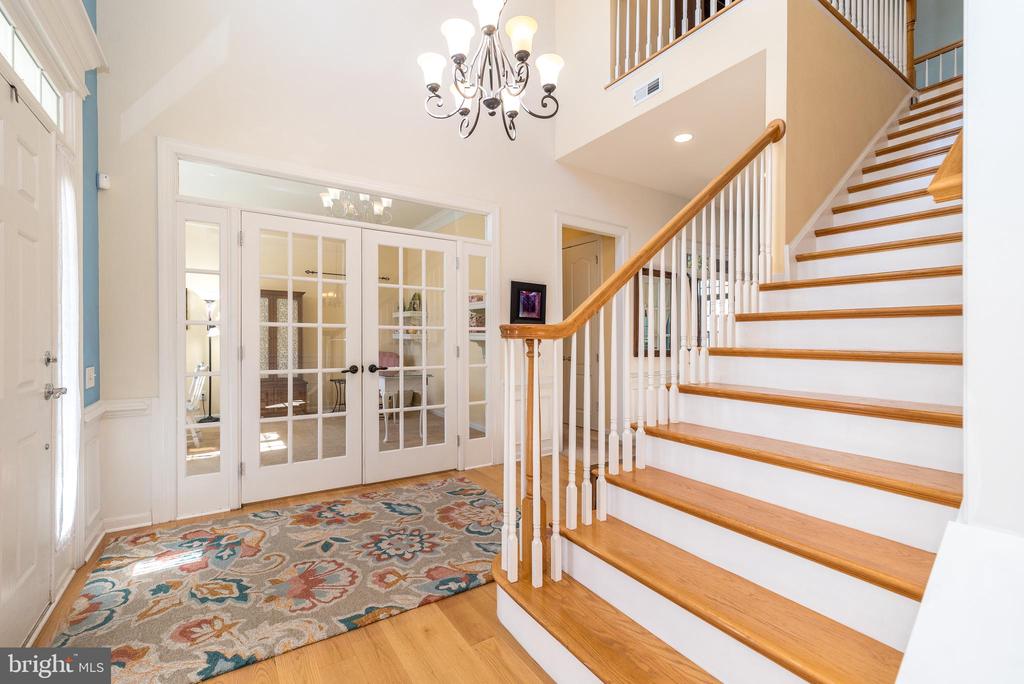 279 GOLDENROD DRIVE