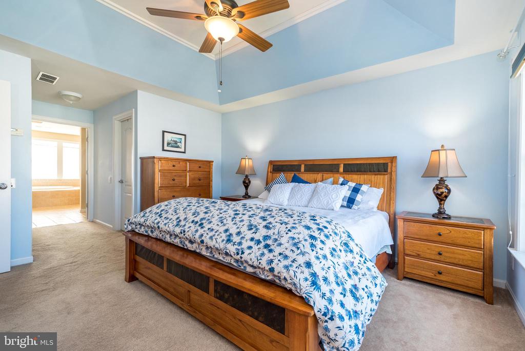 279 GOLDENROD DRIVE