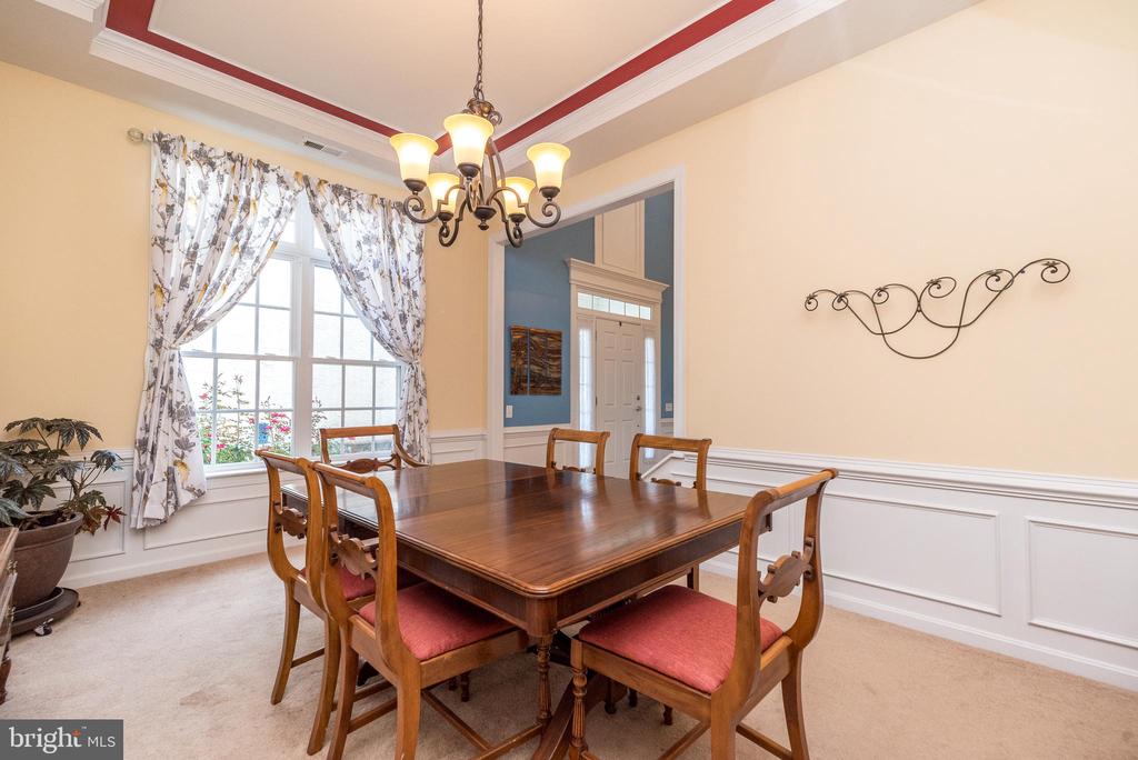 279 GOLDENROD DRIVE