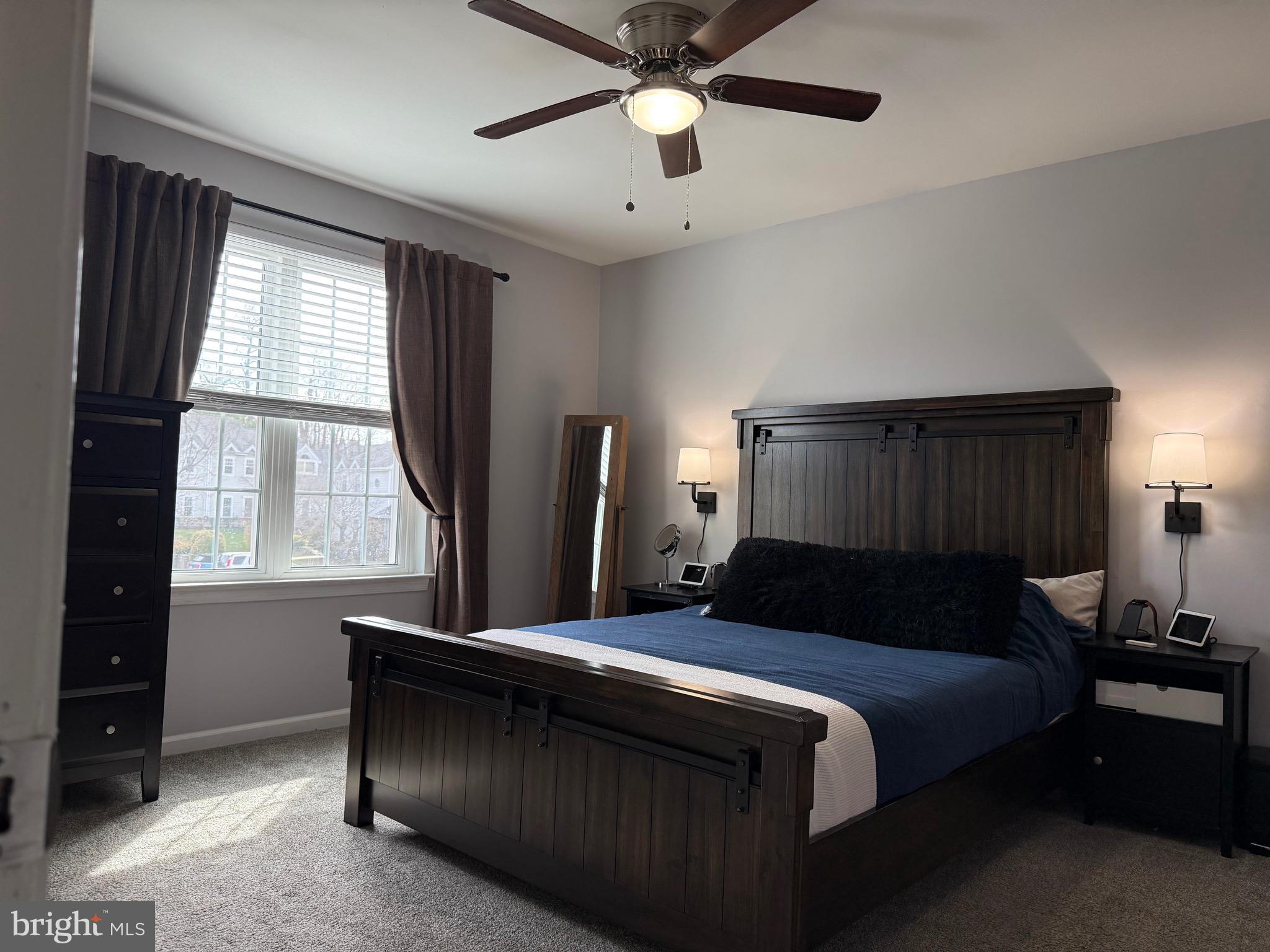 2003 RED MAPLE GROVE