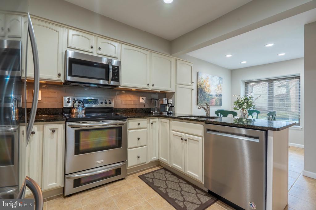 603 HONEY RUN ROAD