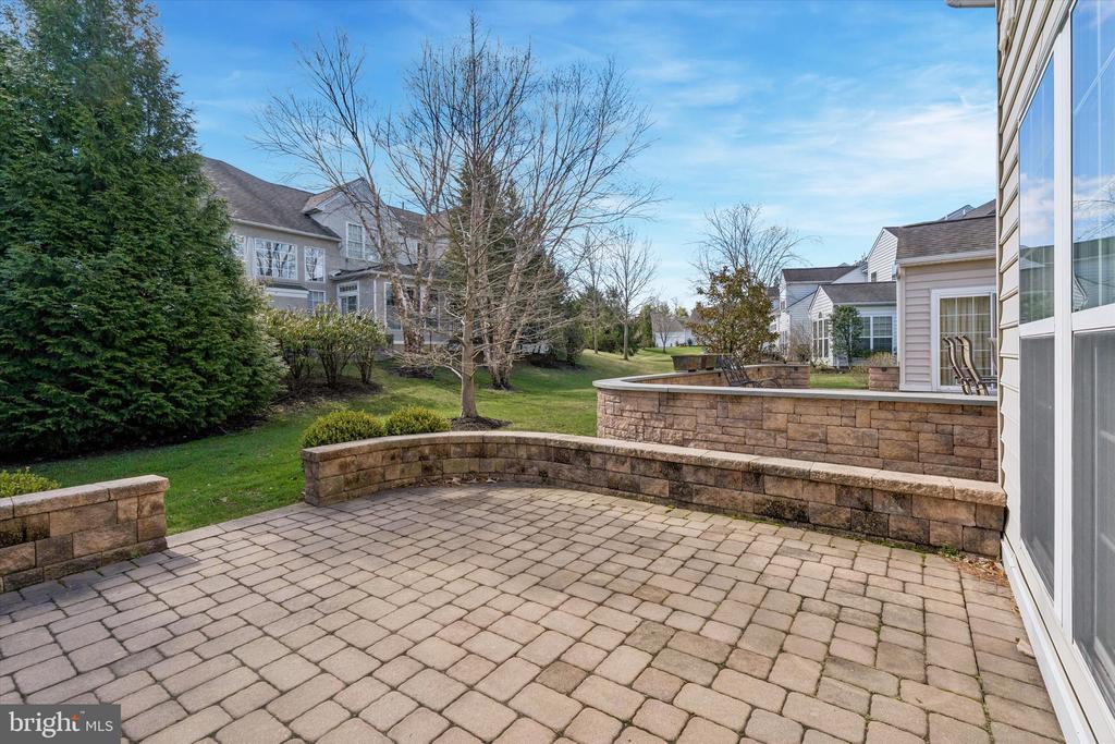 440 PRIMROSE DRIVE