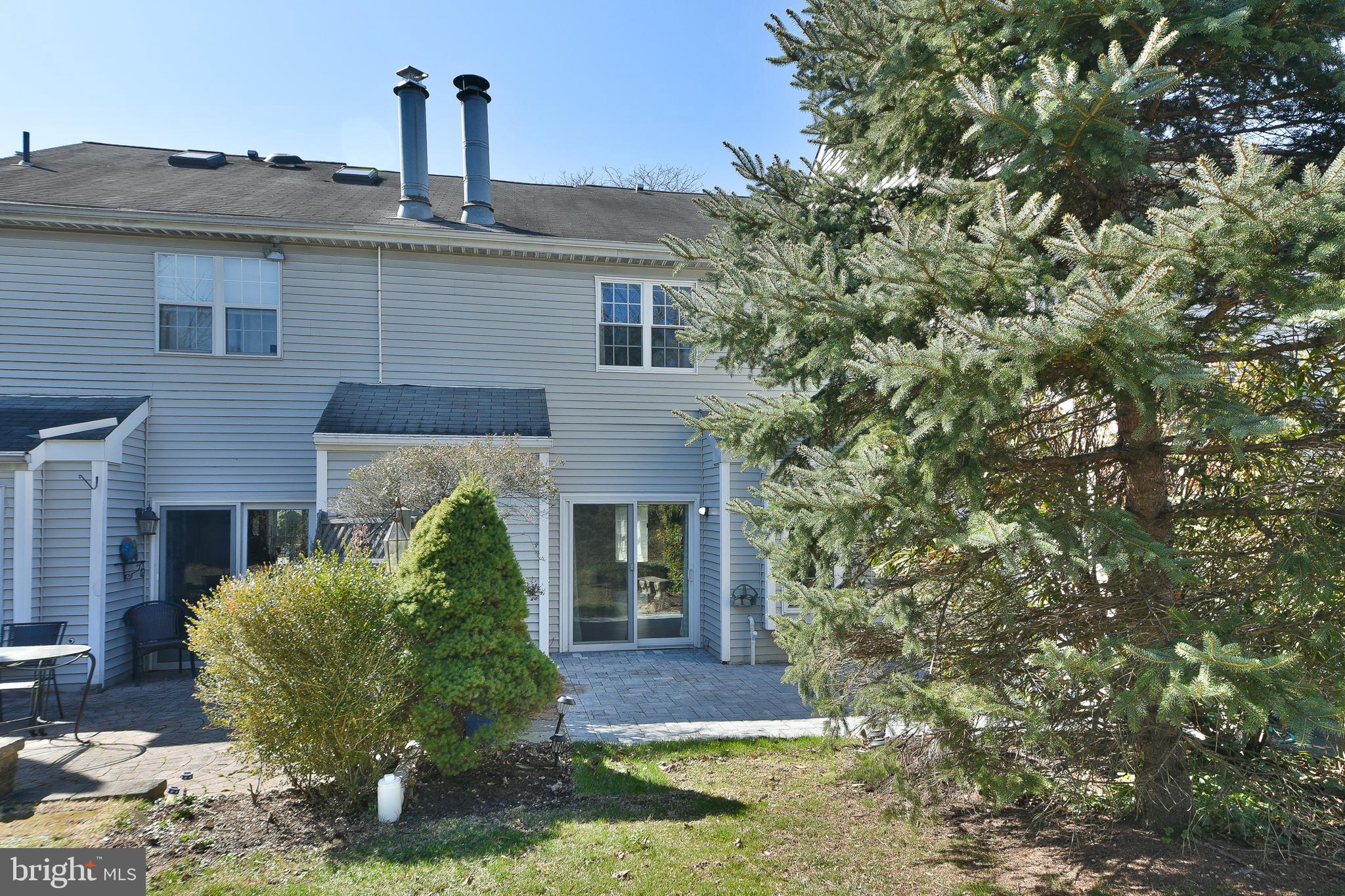 2205 ASH GROVE ROAD