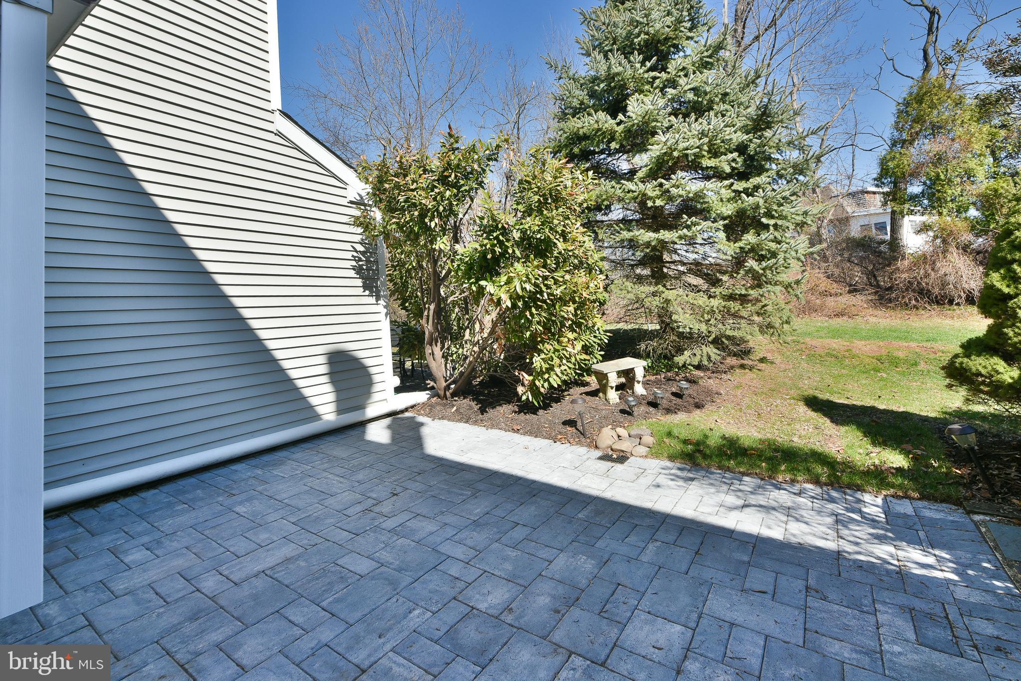 2205 ASH GROVE ROAD