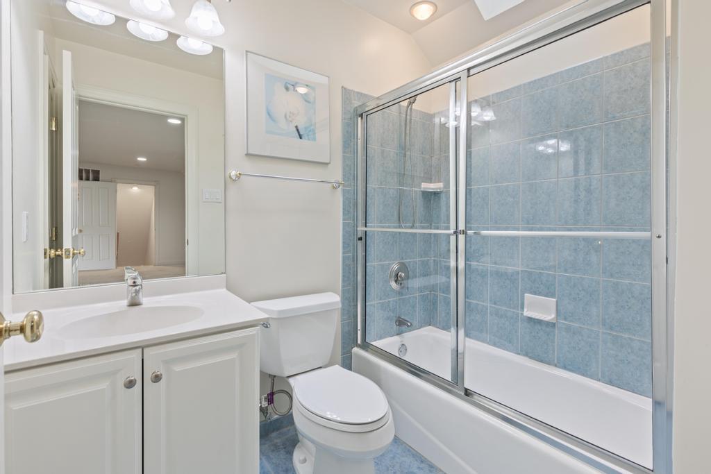 2205 JEFFERSON LANE