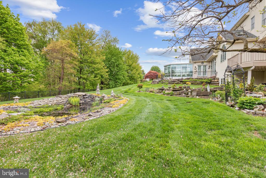 2205 JEFFERSON LANE