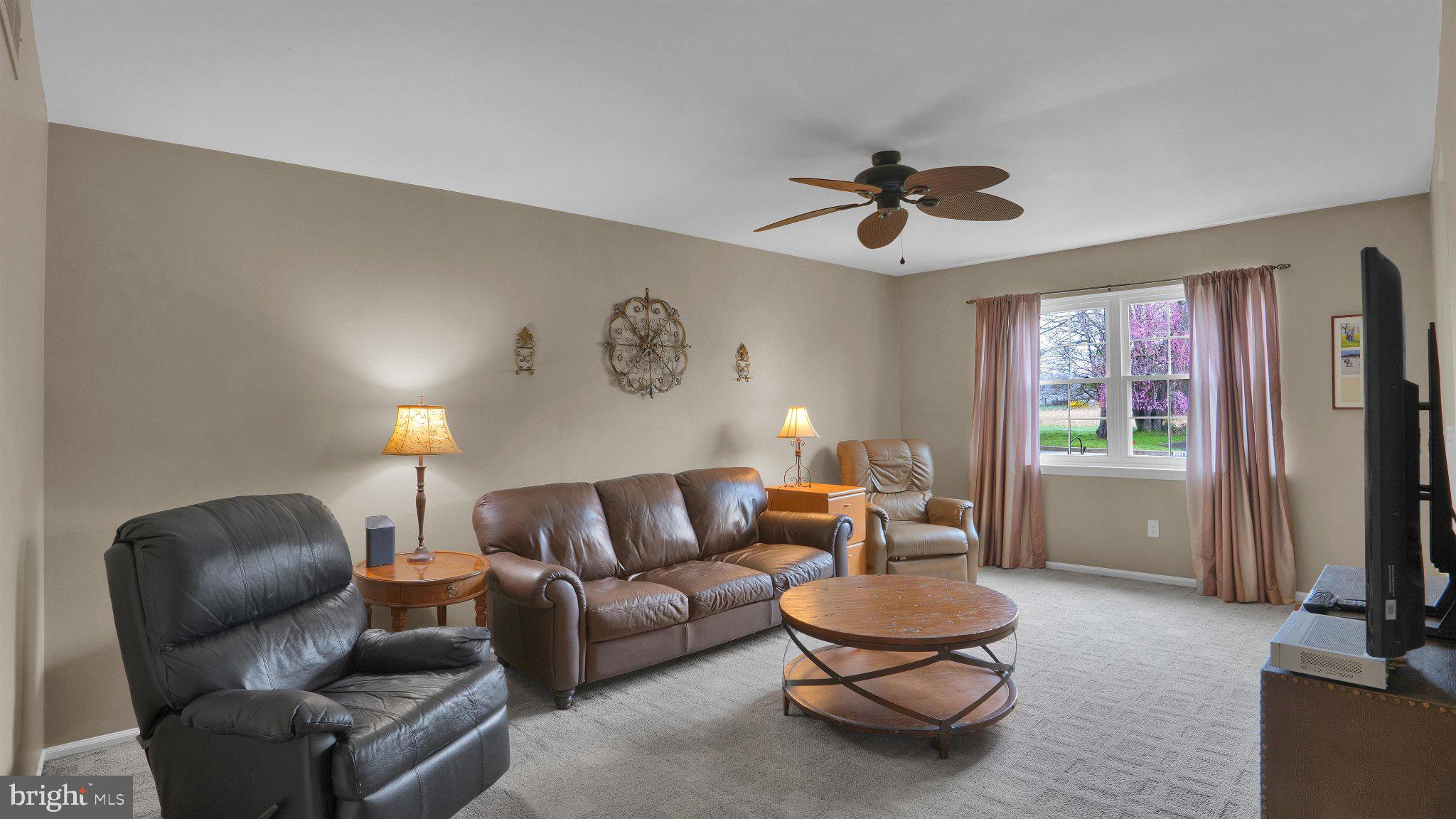 1177 HORSESHOE DRIVE