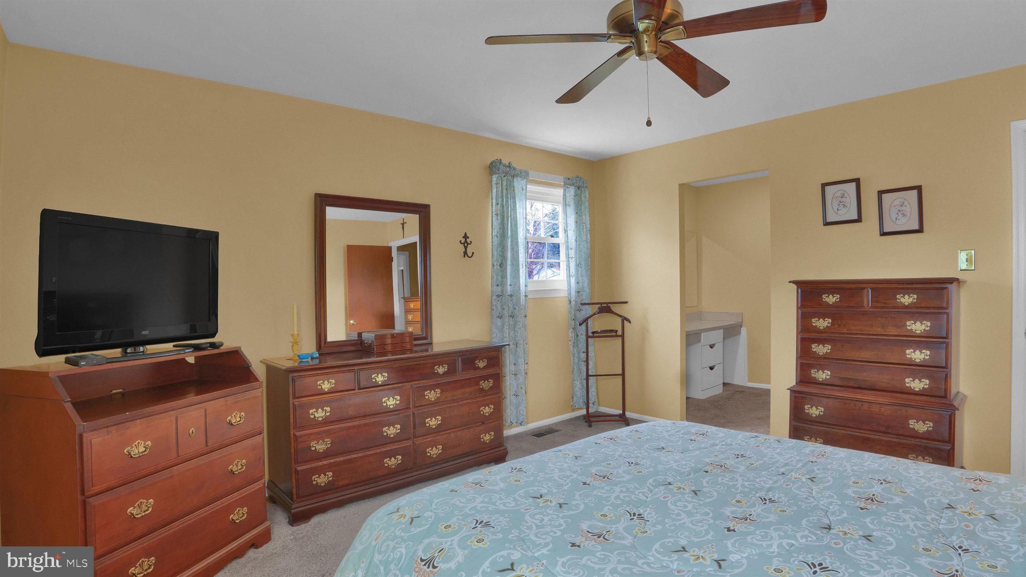 1177 HORSESHOE DRIVE
