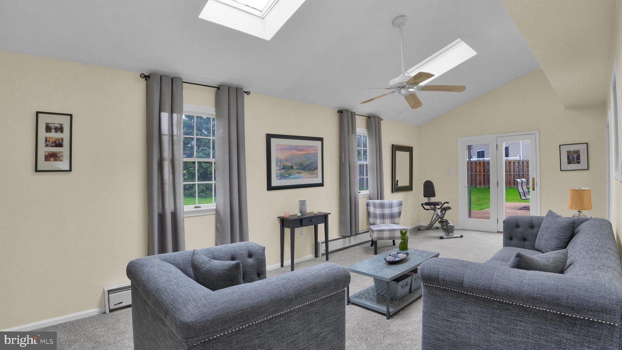 1177 HORSESHOE DRIVE