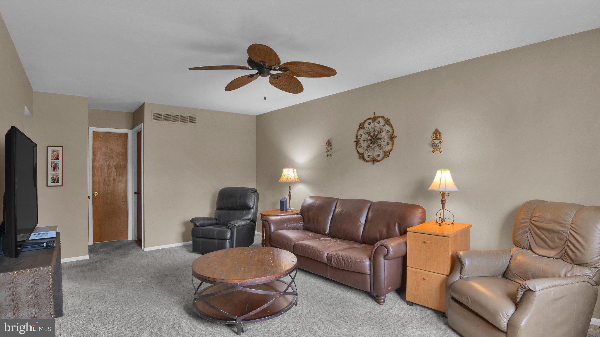 1177 HORSESHOE DRIVE