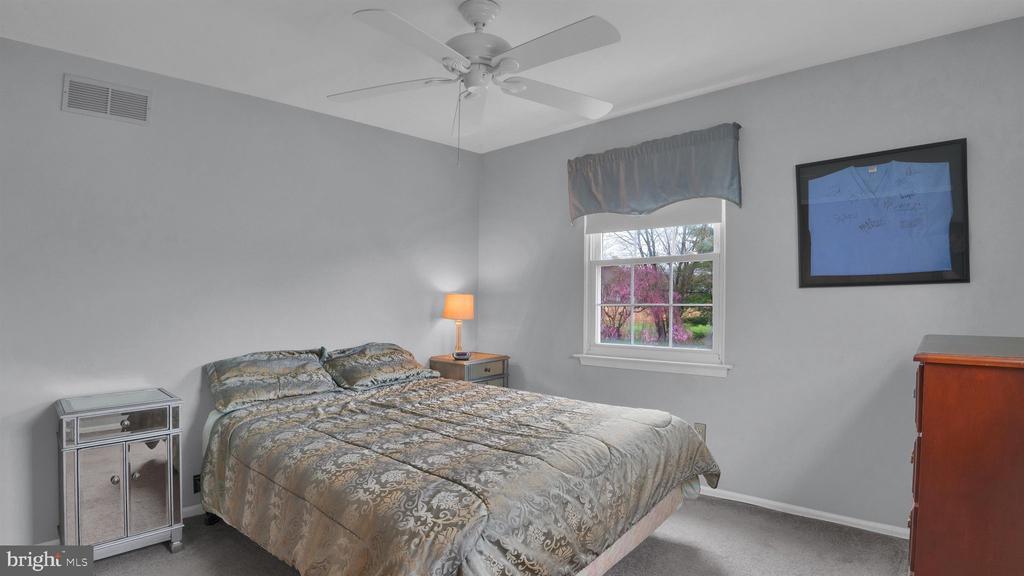 1177 HORSESHOE DRIVE