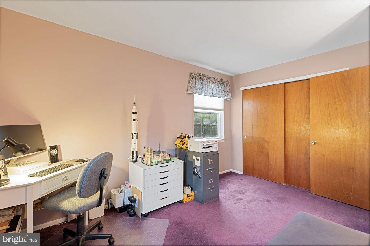 1120 ANGUS CIRCLE