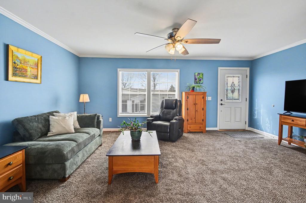 215 GREEN HILL DRIVE