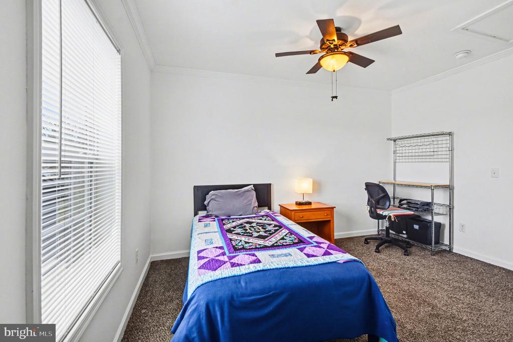 215 GREEN HILL DRIVE