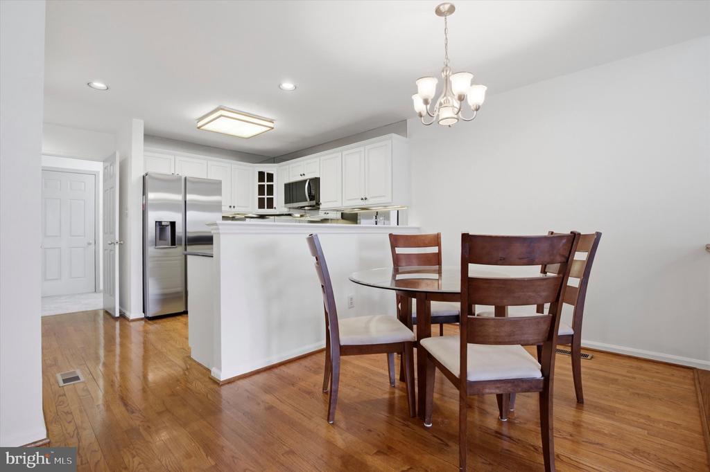 199 PINECREST LANE
