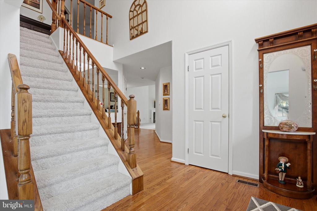 199 PINECREST LANE