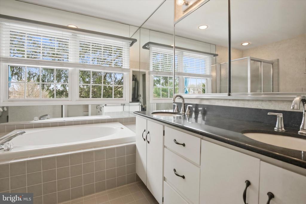 199 PINECREST LANE