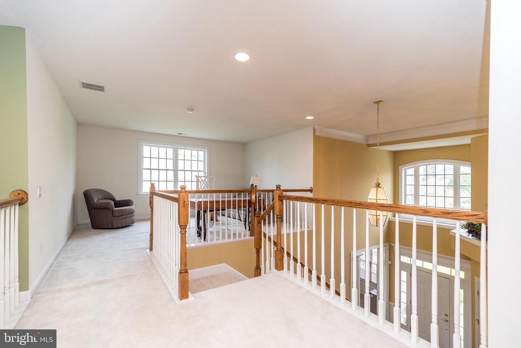 131 MAHOGANY WAY