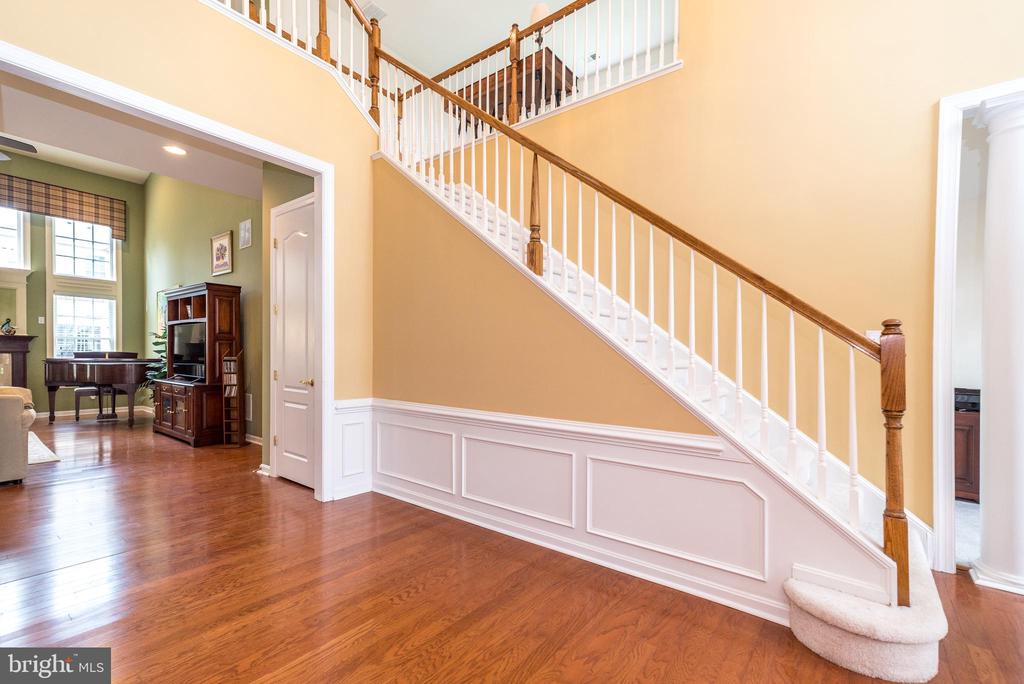 131 MAHOGANY WAY