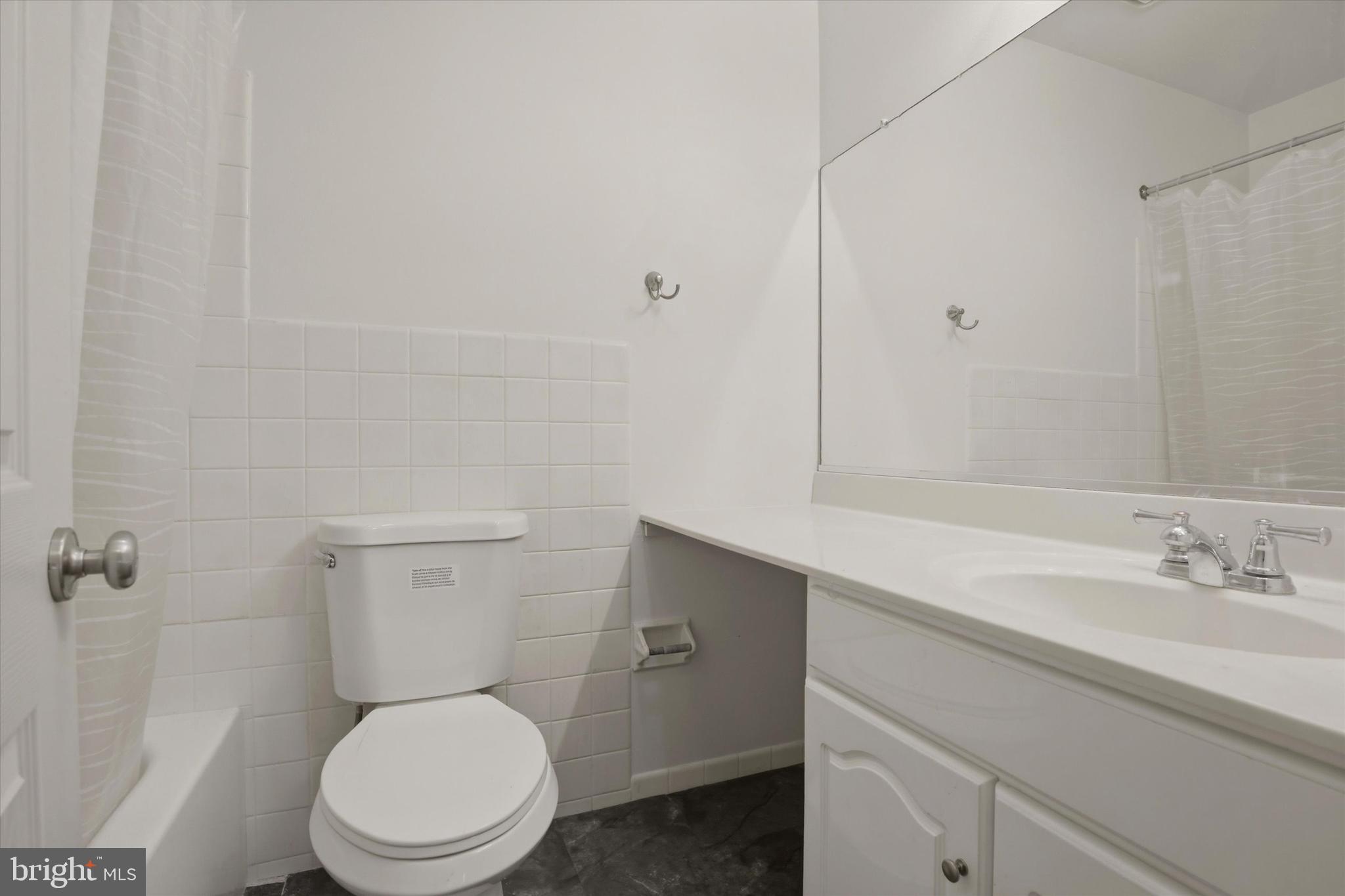 32 COVENTRY COURT 111 U-32