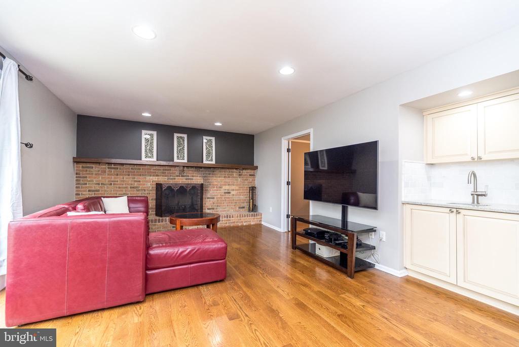 1608 BRITTANY DRIVE
