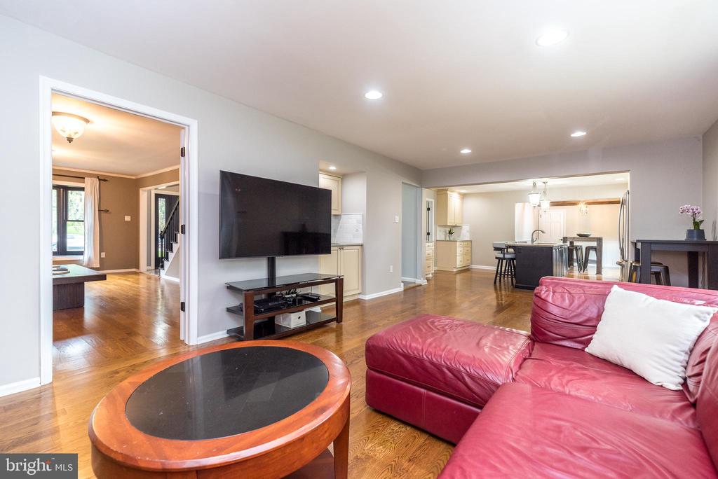 1608 BRITTANY DRIVE